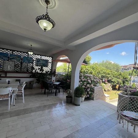 Studio Rooms Moncherie Ulcinj Eksteriør bilde