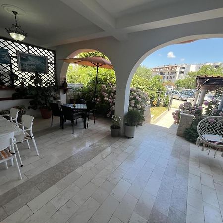 Studio Rooms Moncherie Ulcinj Eksteriør bilde