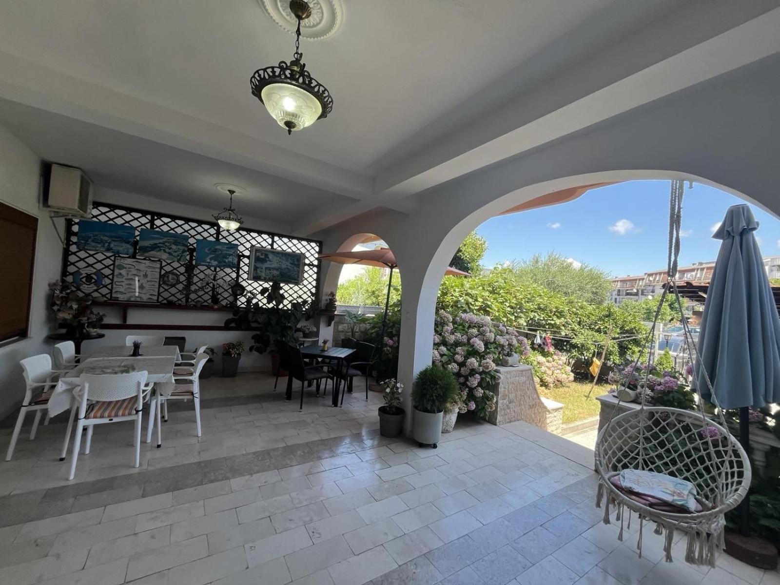 Studio Rooms Moncherie Ulcinj Eksteriør bilde